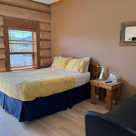 Bear'S Claw Lodge Cache Creek Extérieur photo